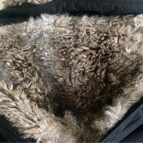 Arita is Babayon Oskar Parka Jacket - Picture 7 of 16